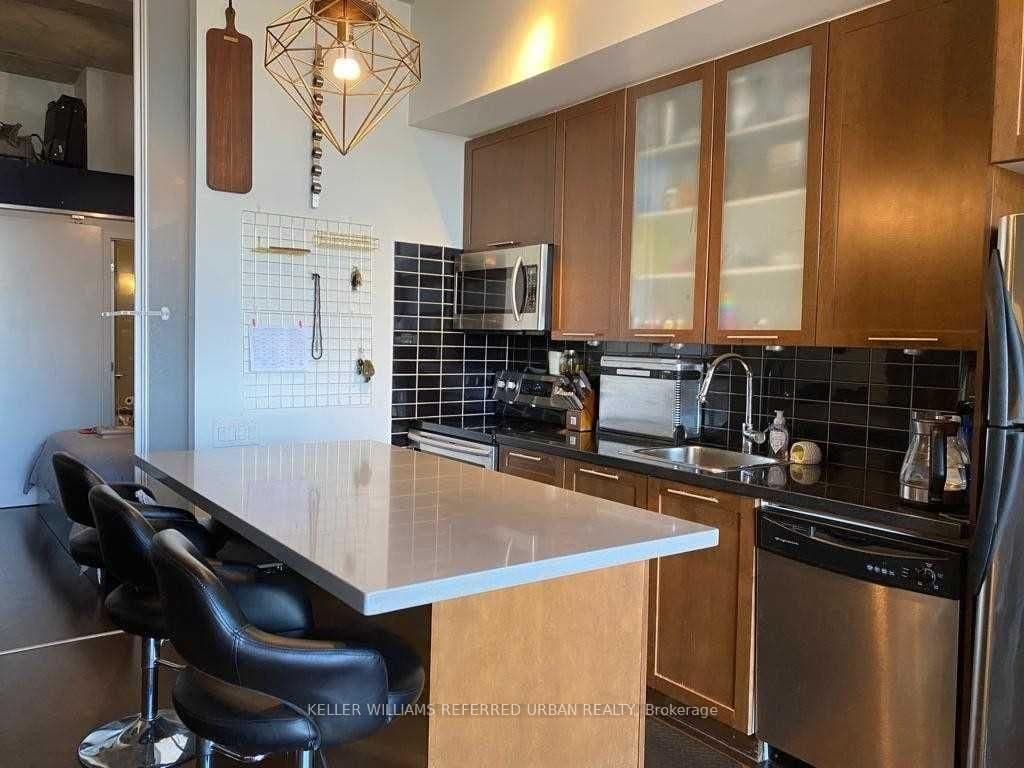 33 Mill Street, Unit 509 thumbnail 3