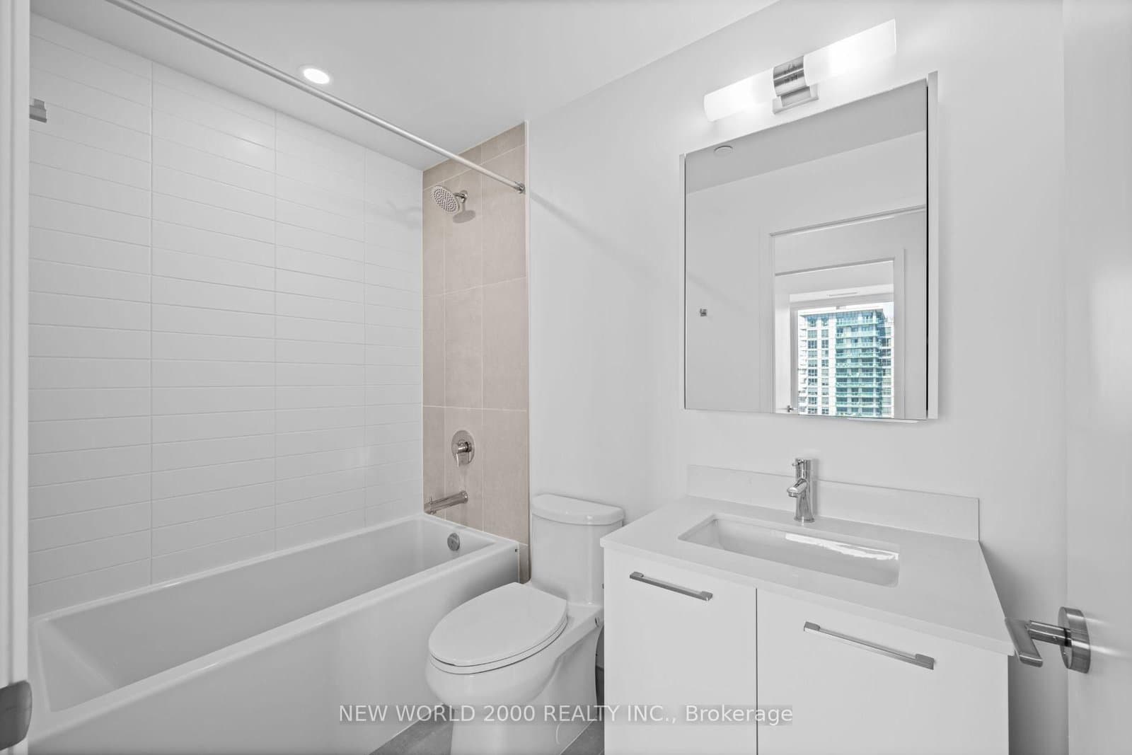 101 Roehampton Avenue, Unit 2513 thumbnail 16
