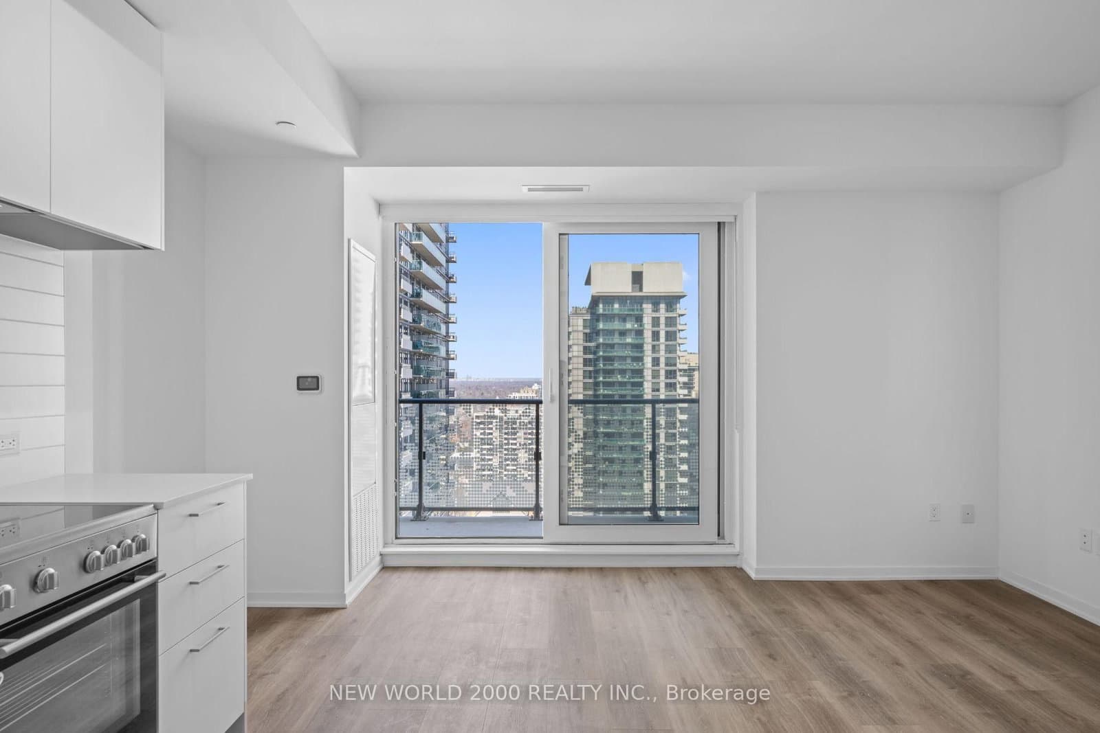 101 Roehampton Avenue, Unit 2513 thumbnail 7