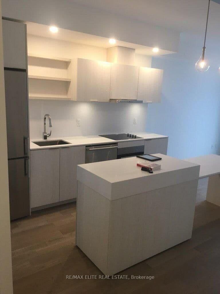 12 Bonnycastle Street, Unit 713 thumbnail 2