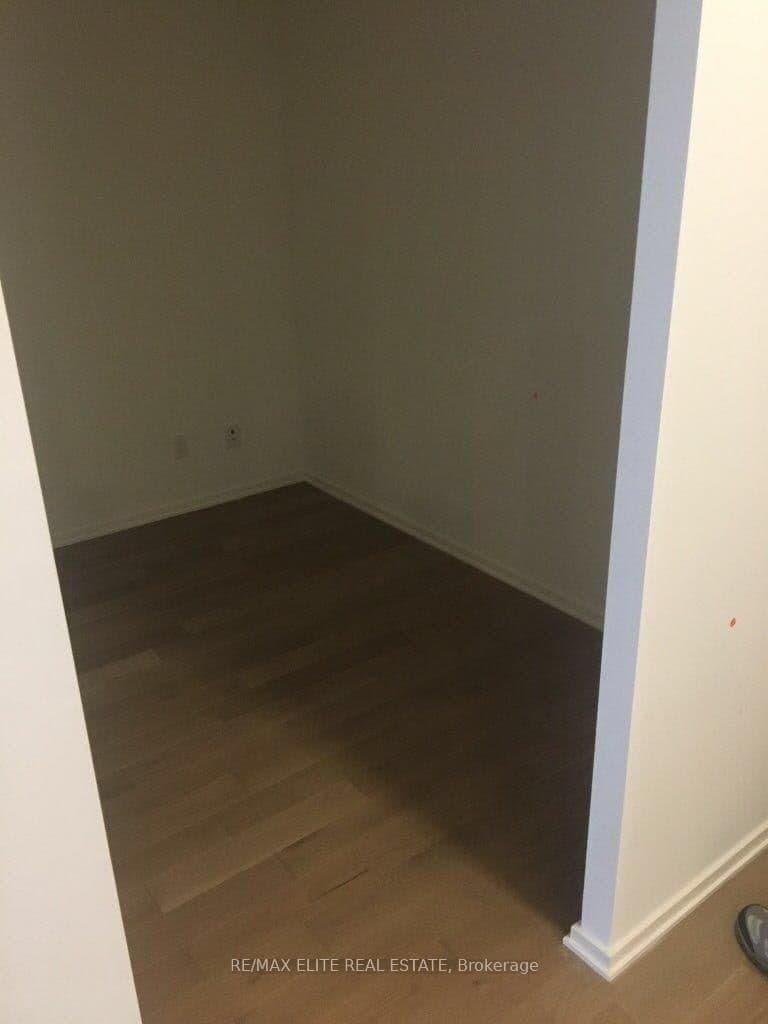 12 Bonnycastle Street, Unit 713 thumbnail 4