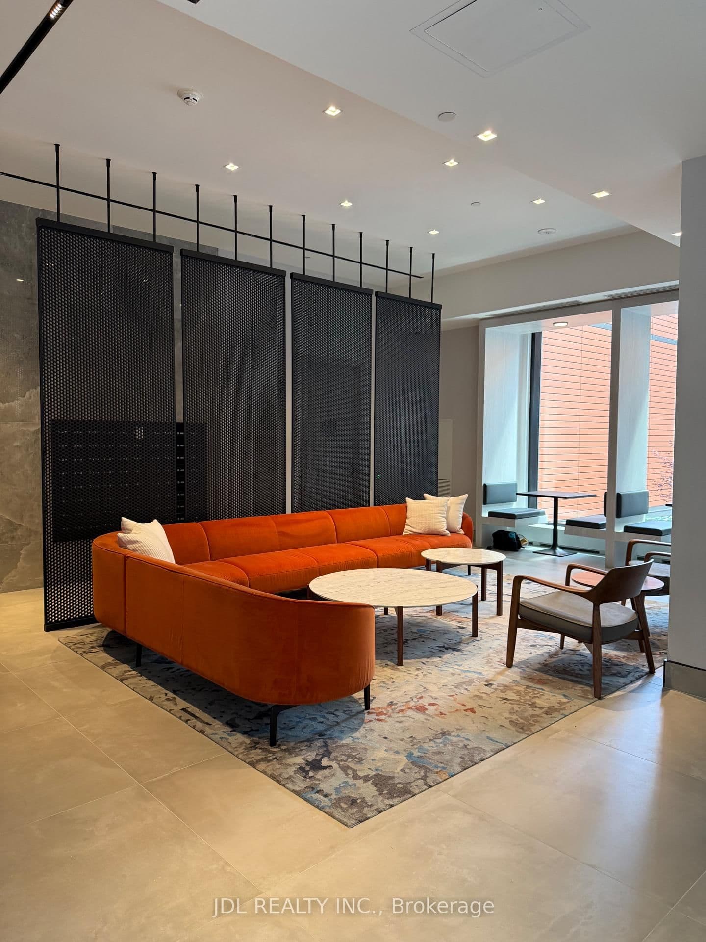 609 Sherbourne Street, Unit 4810 thumbnail 3