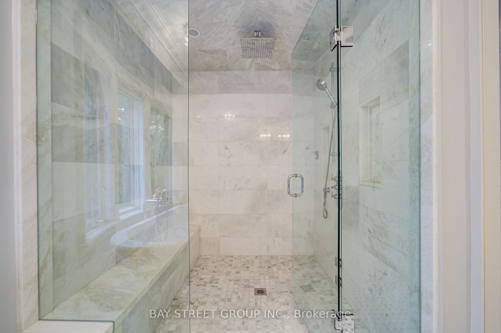 154 Munro Boulevard thumbnail 35