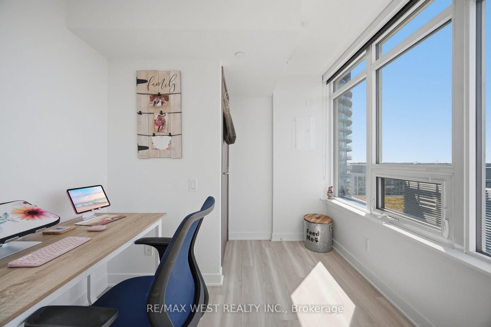 17 Bathurst Street, Unit 1602 thumbnail 21