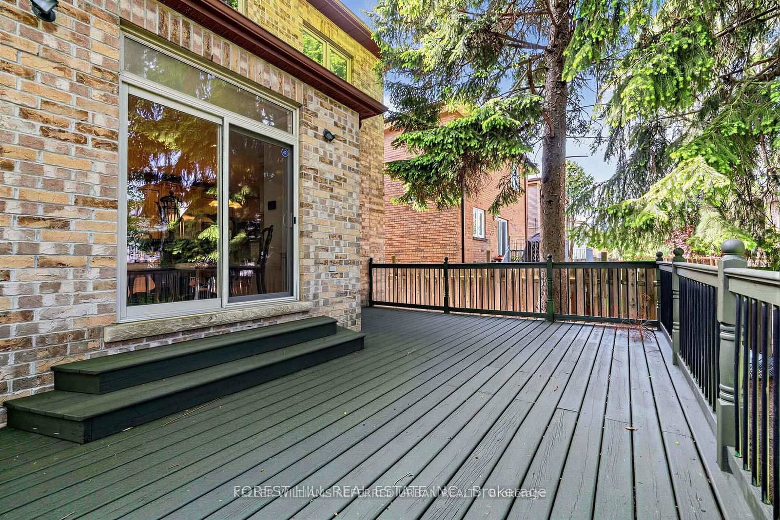 131 Estelle Avenue thumbnail 38