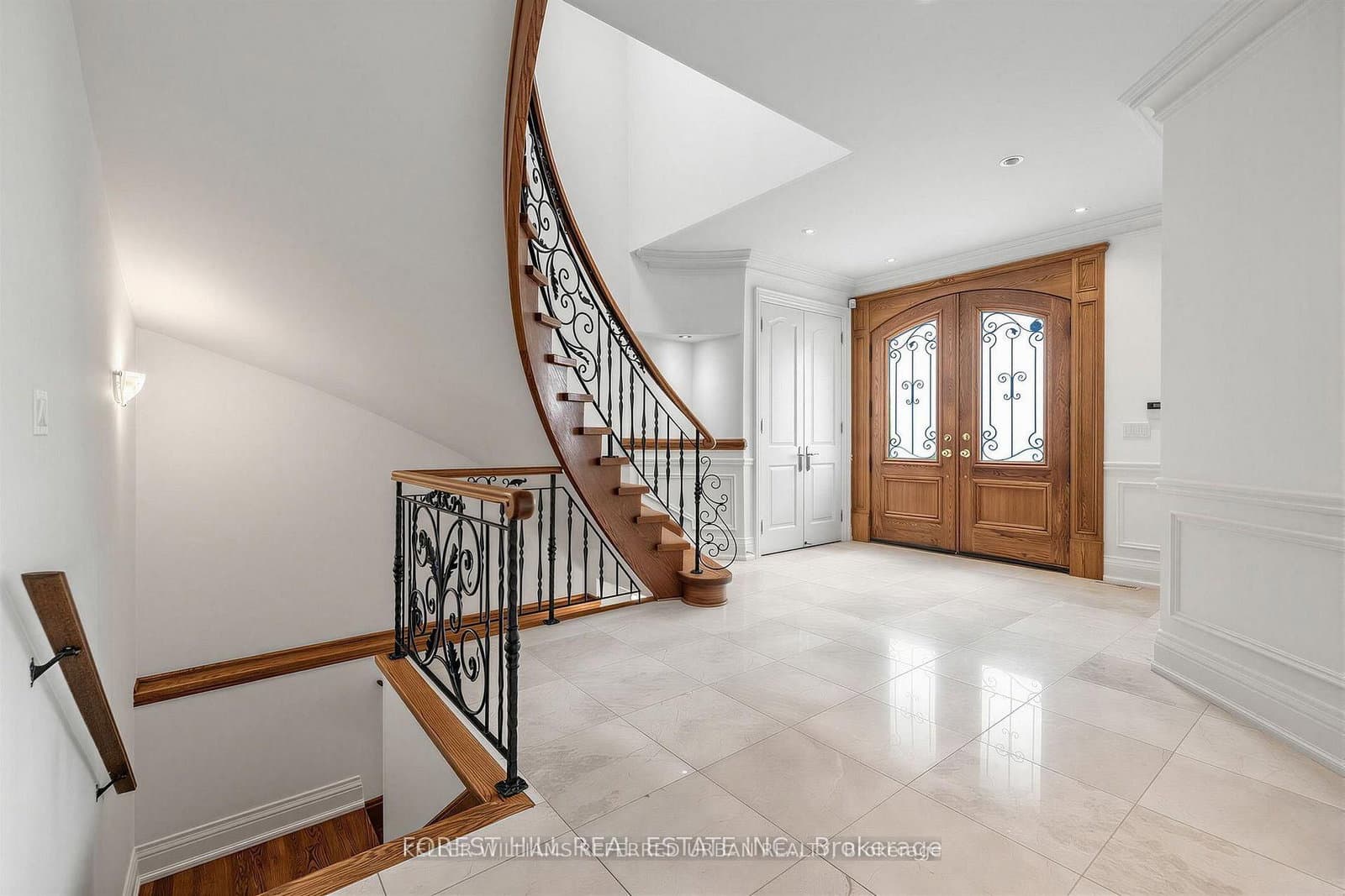 131 Estelle Avenue thumbnail 4