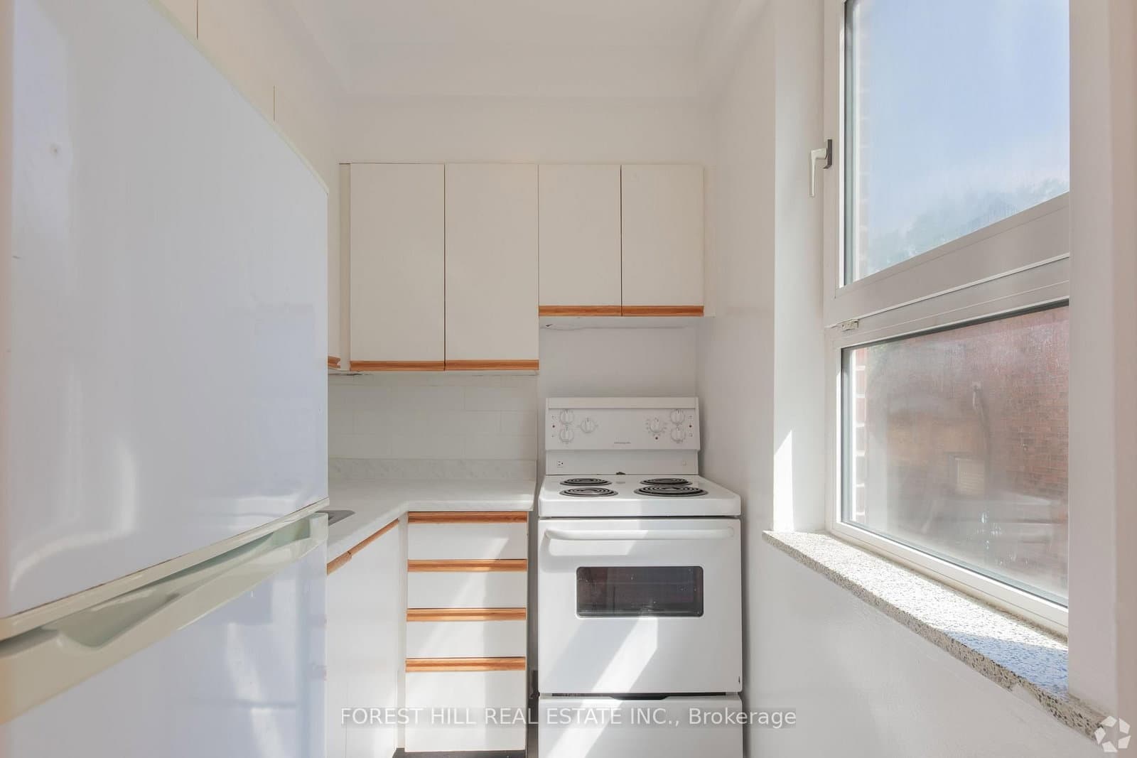 291 Avenue Road, Unit 310 thumbnail 5