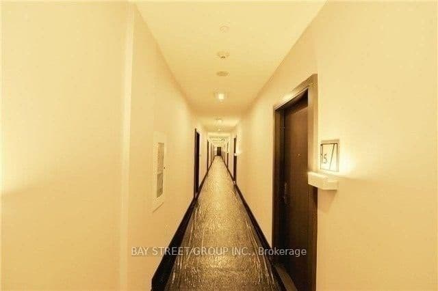 52 Forest Manor Road, Unit 1204 thumbnail 6