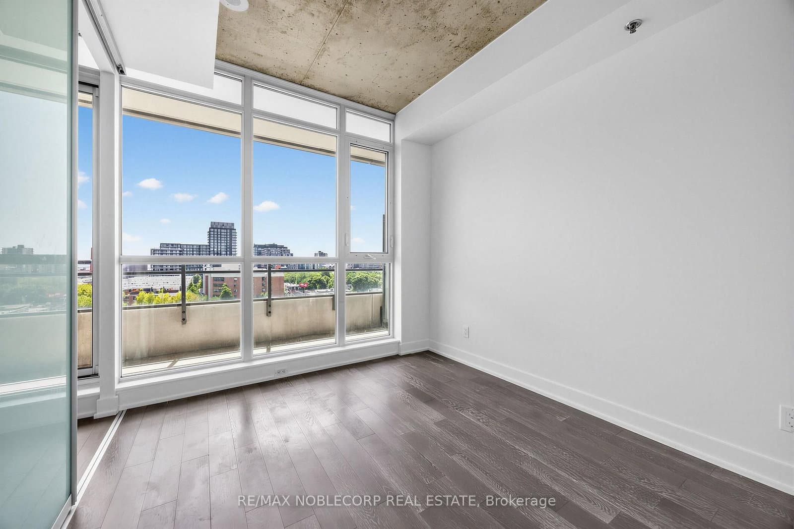 20 Minowan Miikan Lane, Unit 1006 thumbnail 14