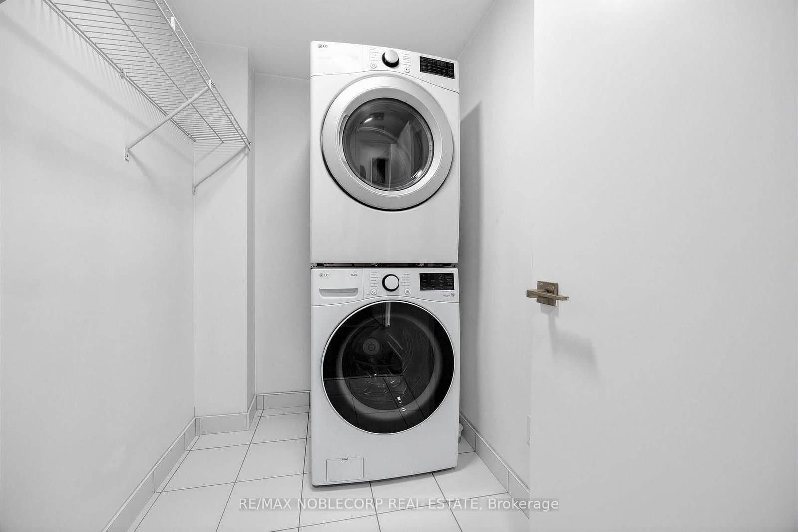 20 Minowan Miikan Lane, Unit 1006 thumbnail 16