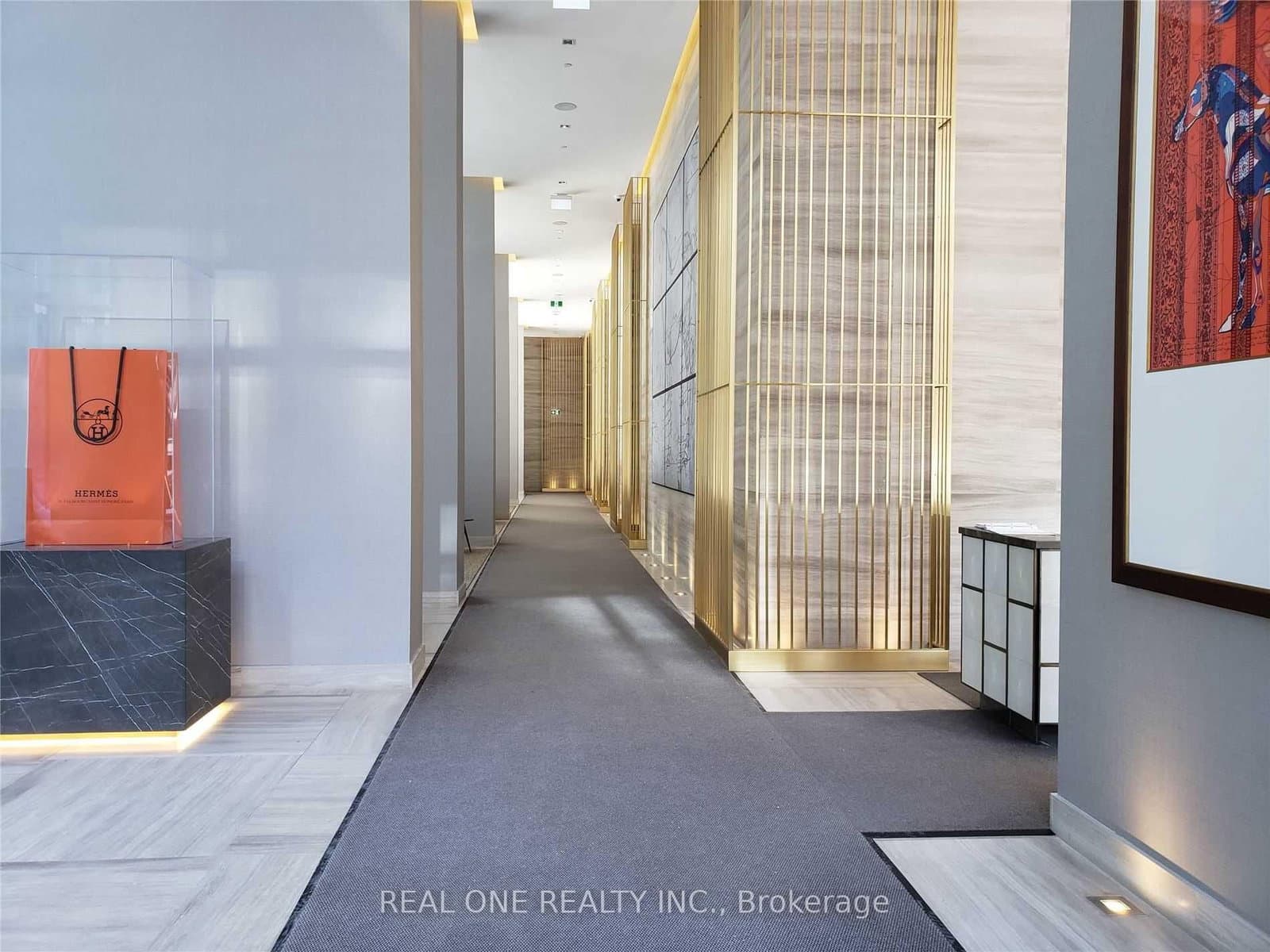 50 Charles Street E, Unit 1713 thumbnail 2