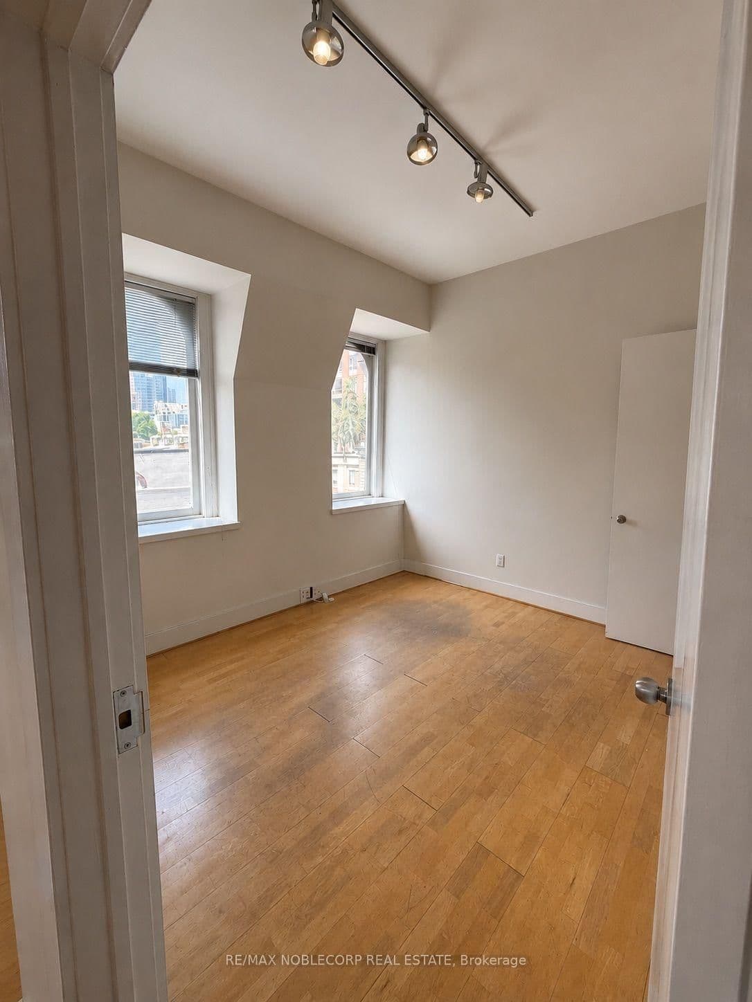 187 King Street E, Unit 4th Floor thumbnail 15