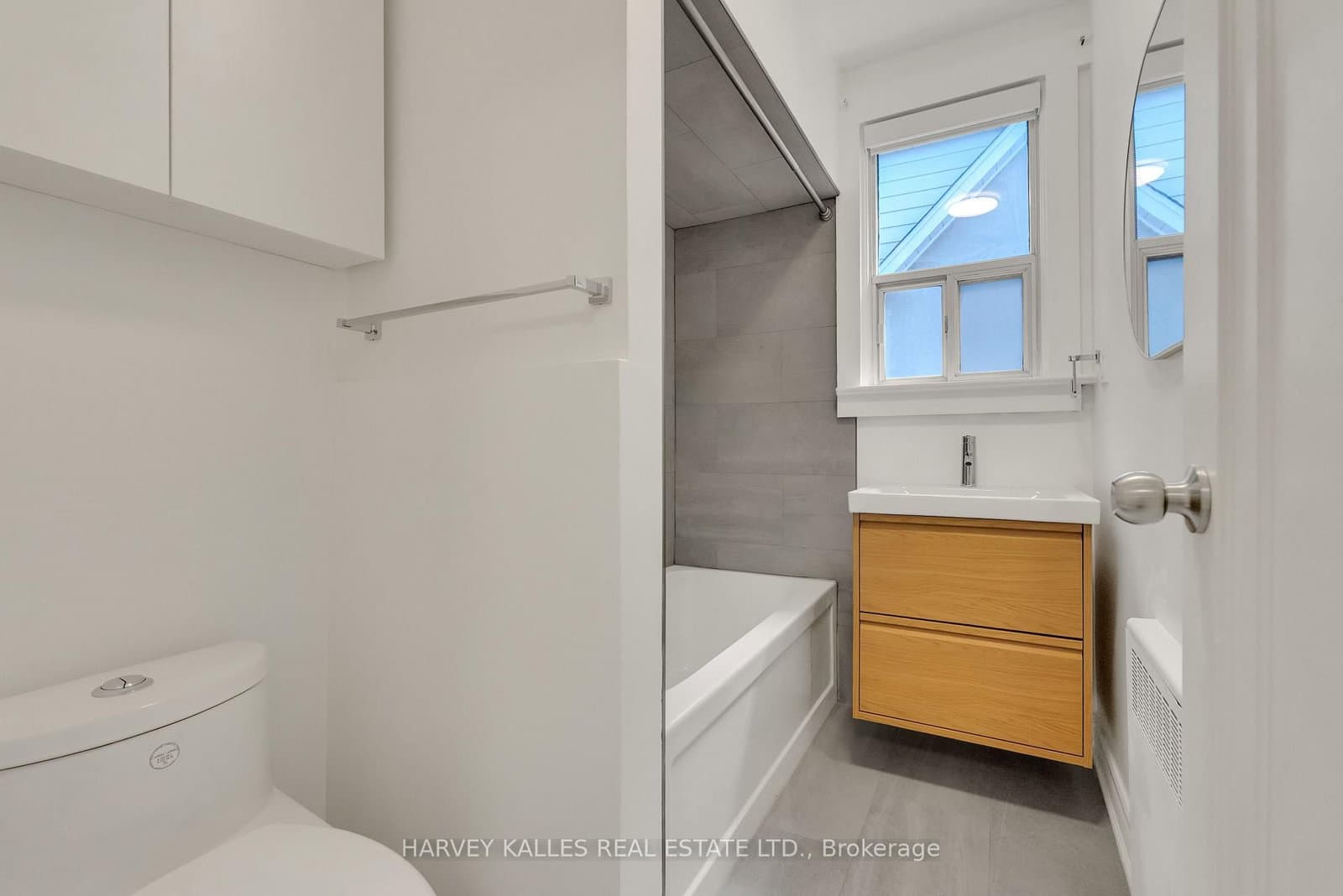 106 Florence Avenue thumbnail 10