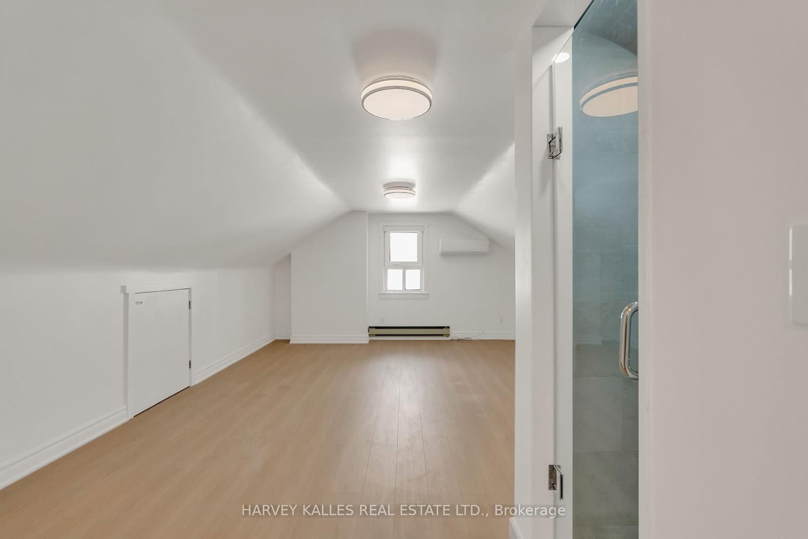 106 Florence Avenue thumbnail 15