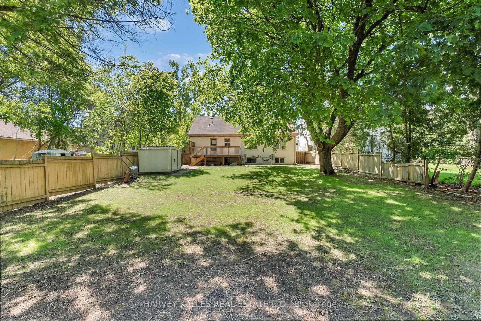 106 Florence Avenue thumbnail 27