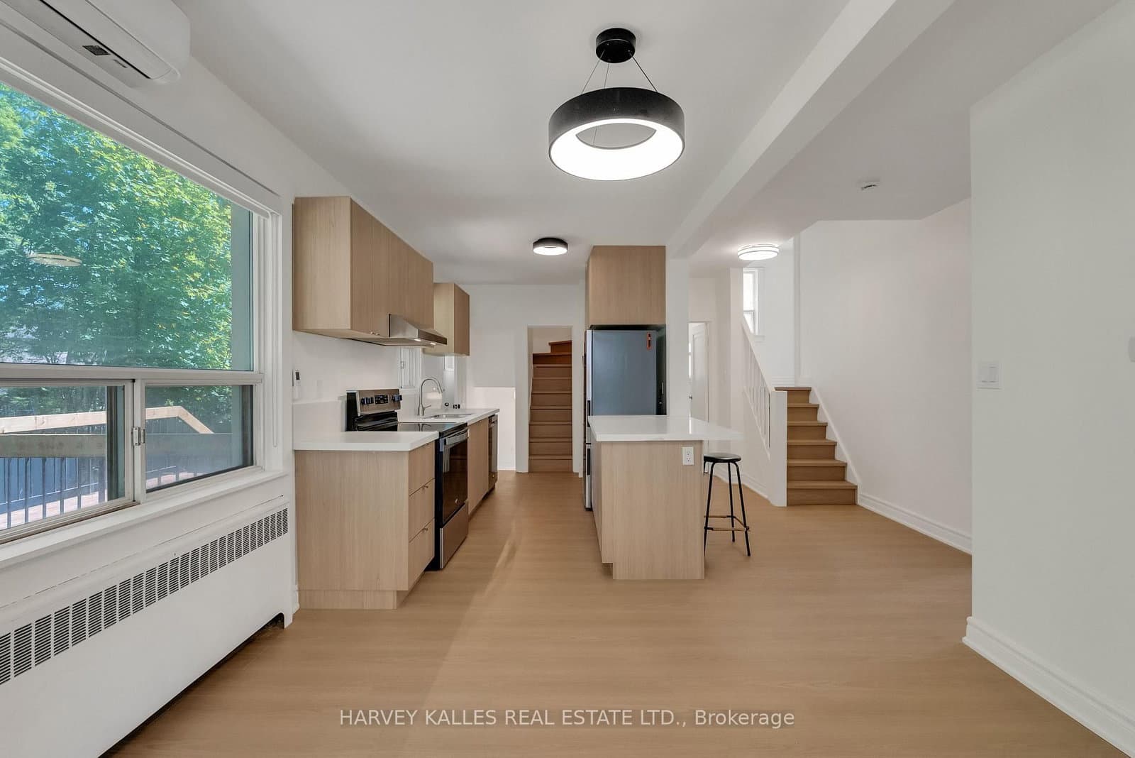 106 Florence Avenue thumbnail 7