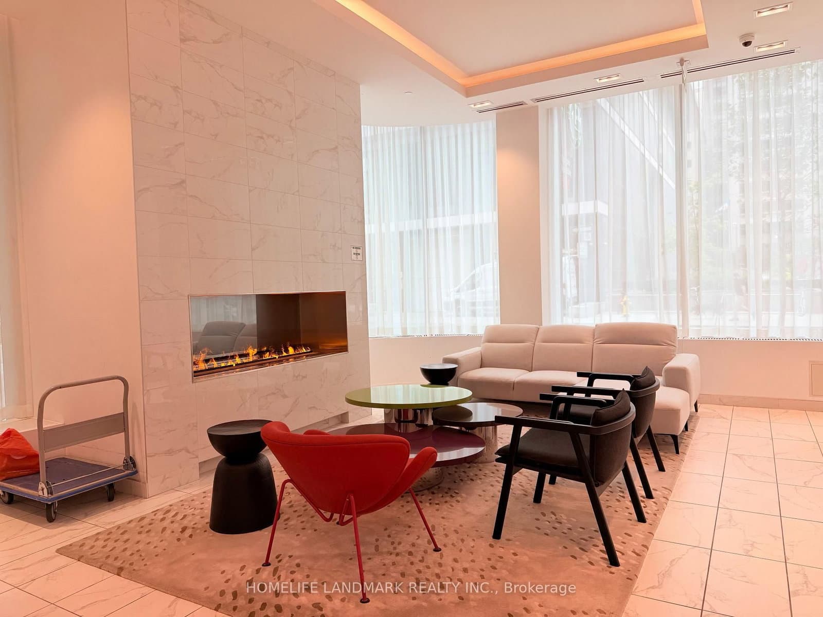 238 Simcoe Street, Unit 2603 thumbnail 2