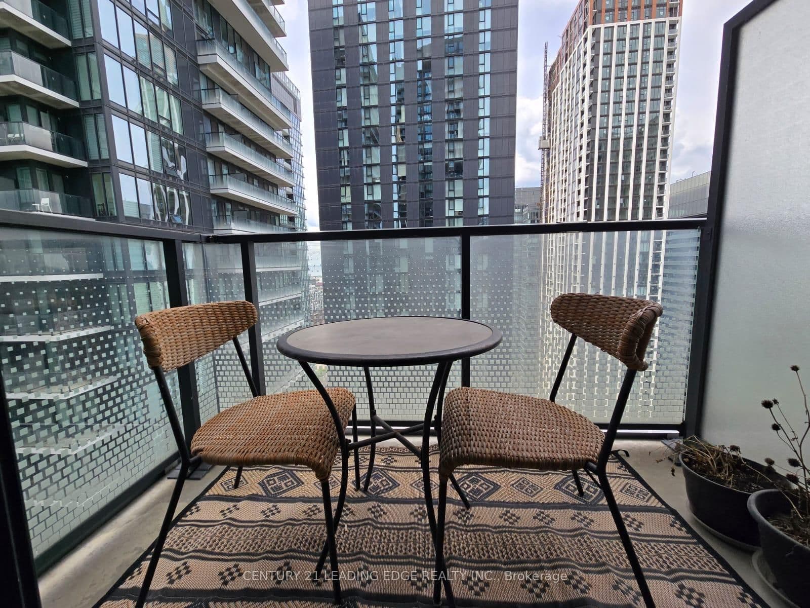 125 Blue Jays Way, Unit 3303 thumbnail 17