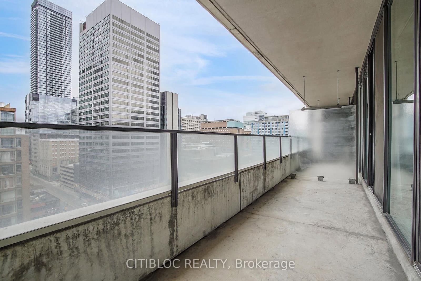 111 Elizabeth Street, Unit 1622 thumbnail 18