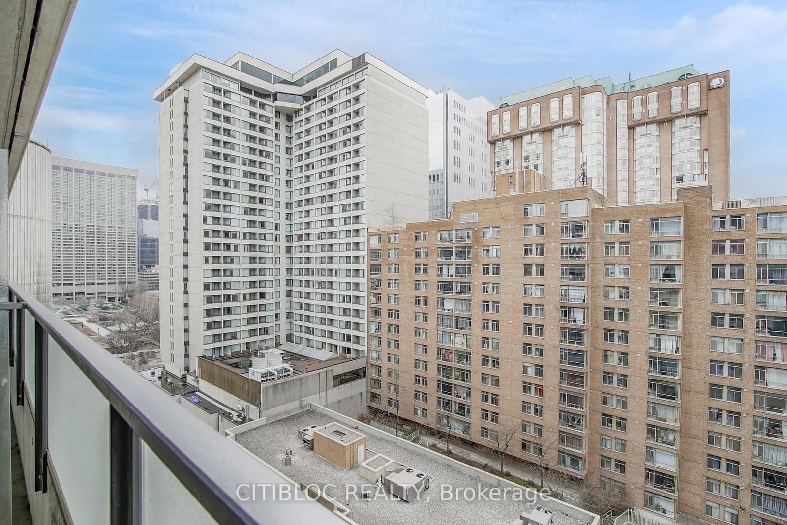 111 Elizabeth Street, Unit 1622 thumbnail 20