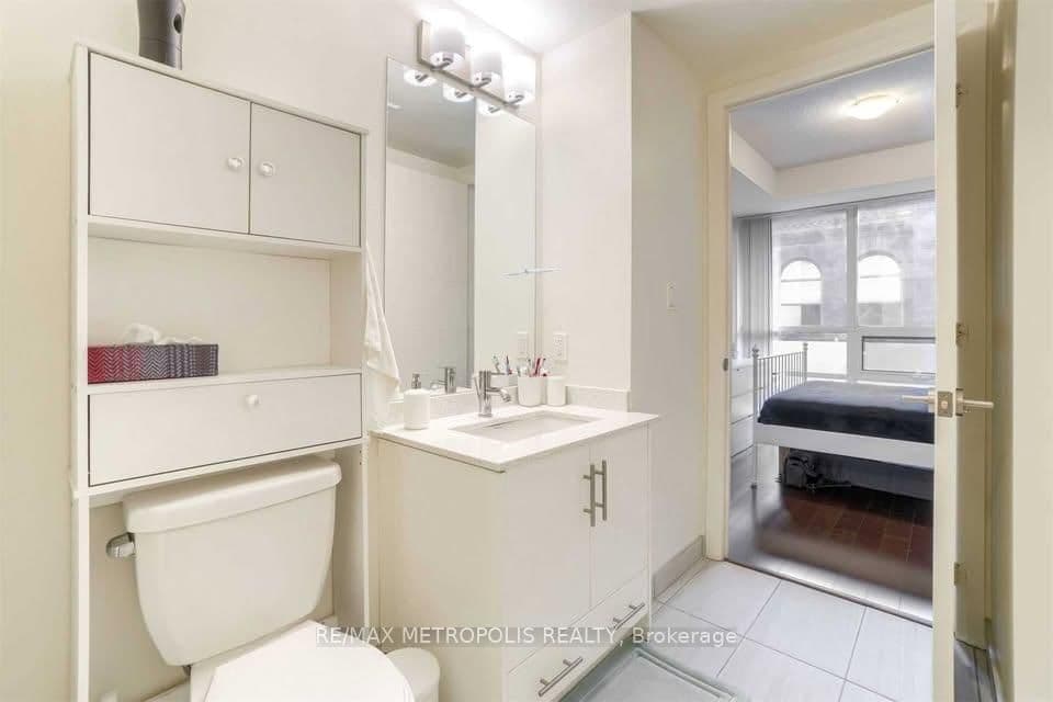 460 Adelaide Street E, Unit 520 thumbnail 14