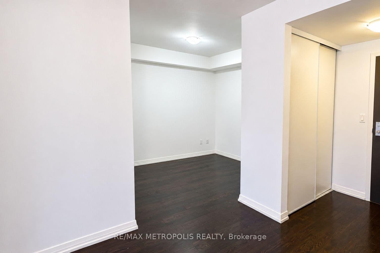 460 Adelaide Street E, Unit 520 thumbnail 16