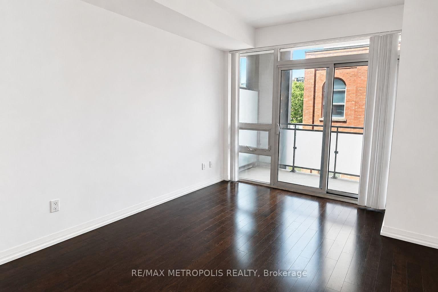 460 Adelaide Street E, Unit 520 thumbnail 9