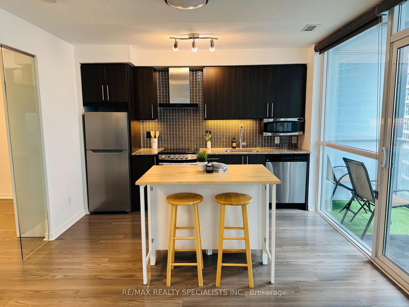 352 Front Street, Unit 1007 thumbnail 5
