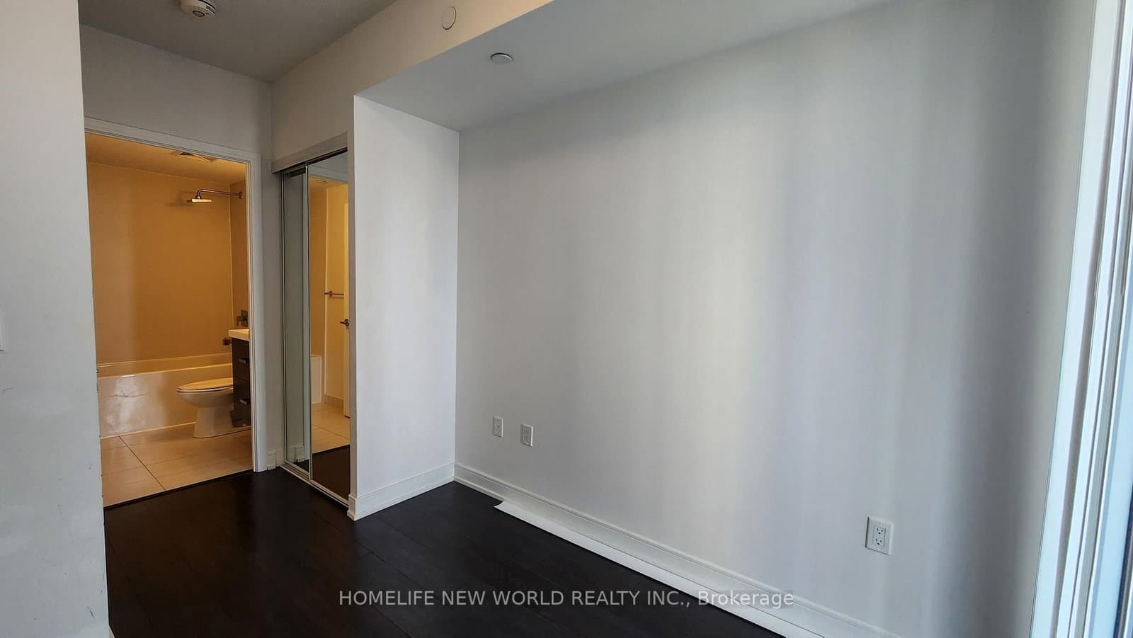 50 Wellesley Street E, Unit 906 thumbnail 13