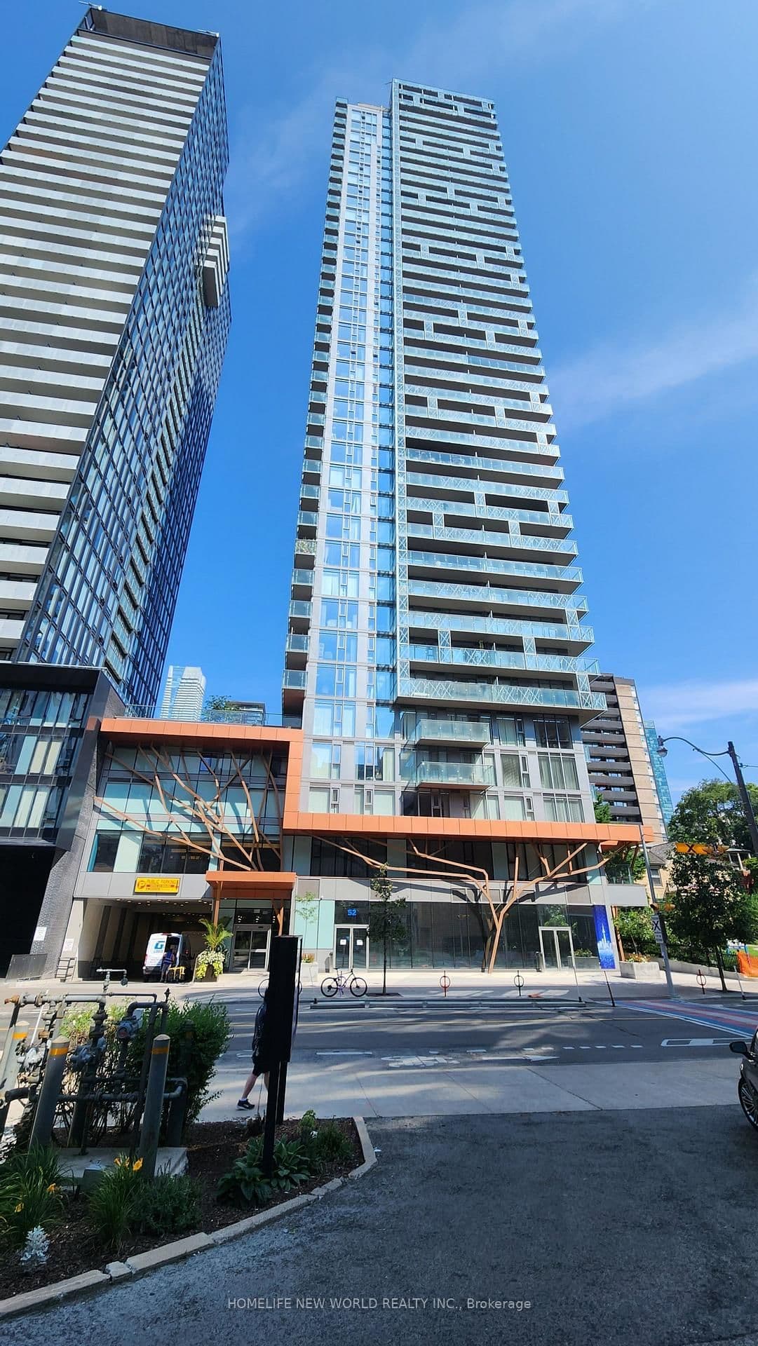 50 Wellesley Street E, Unit 906 thumbnail 2