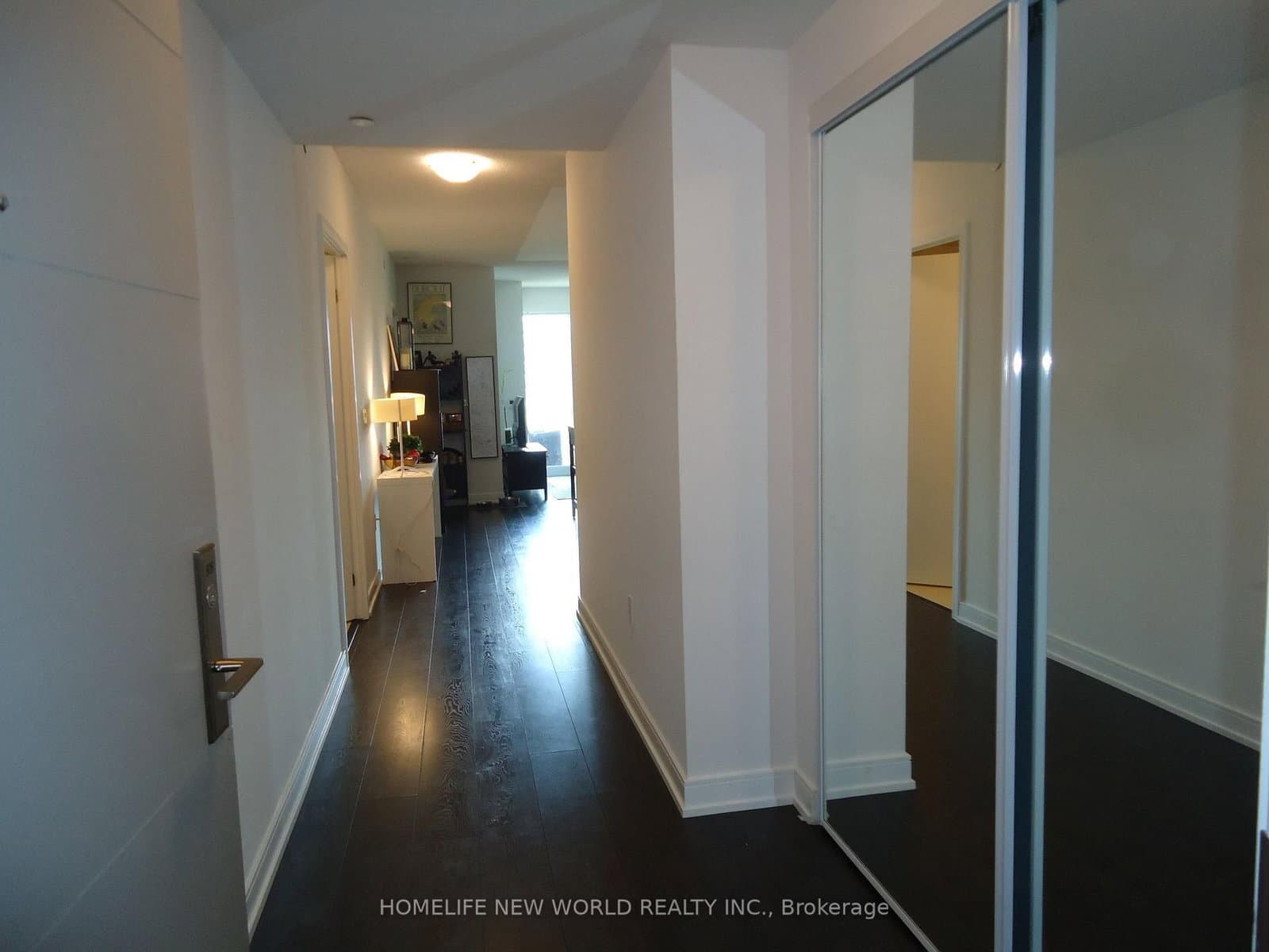 50 Wellesley Street E, Unit 906 thumbnail 4