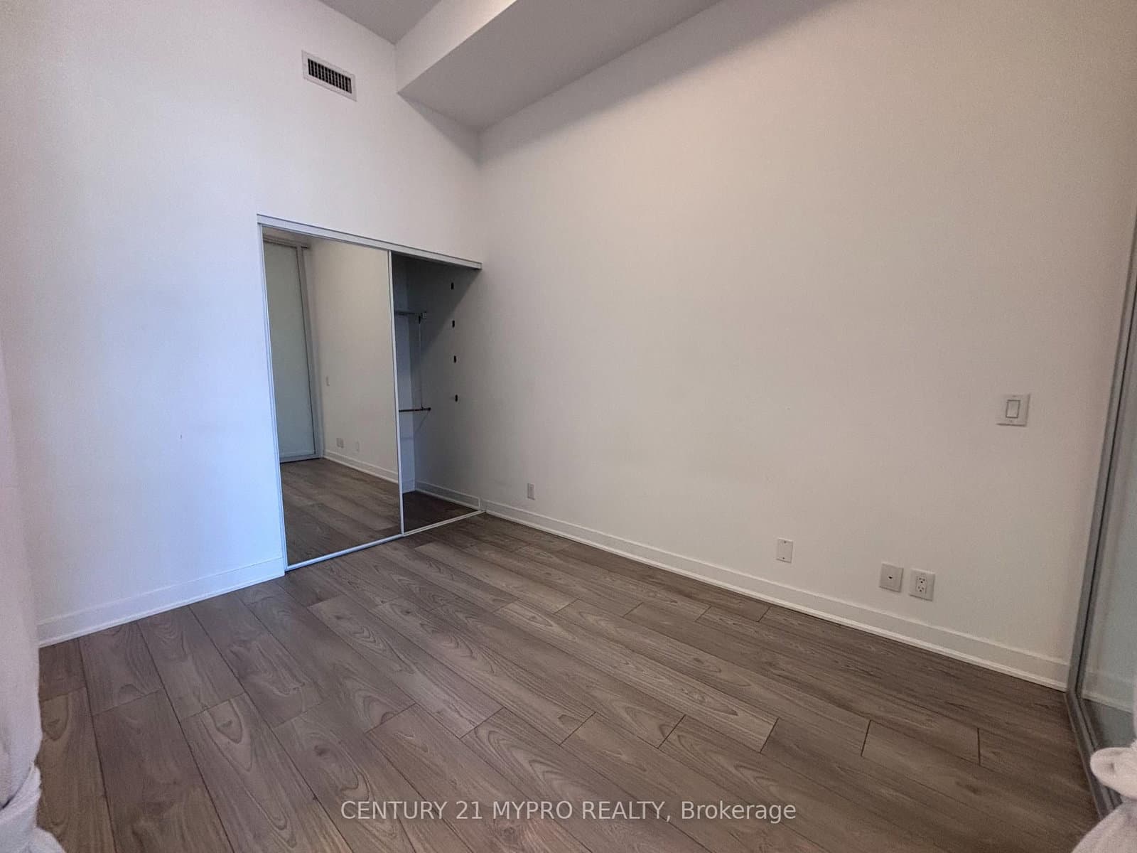 120 Parliament Street, Unit 1801 thumbnail 17