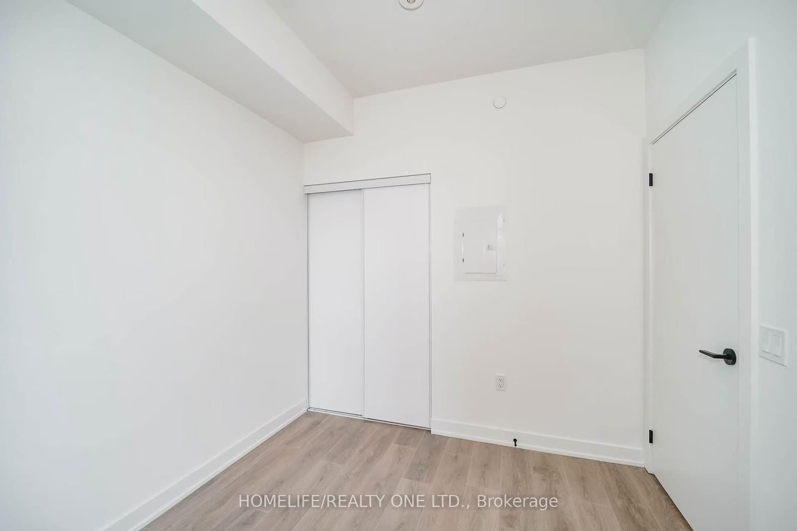 117 Broadway Avenue, Unit 1111 thumbnail 12