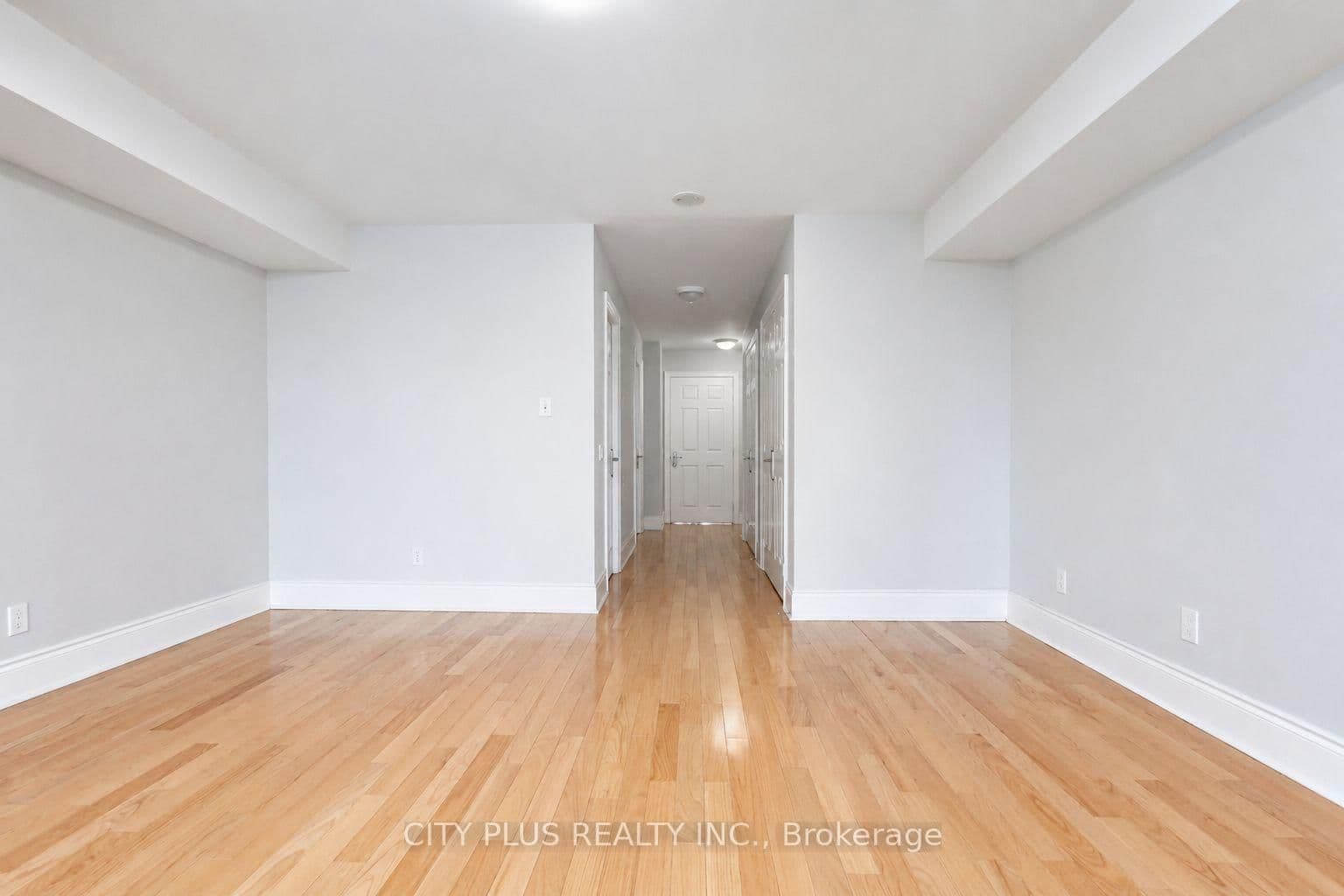 80 Harrison Garden Boulevard, Unit 1521 thumbnail 17
