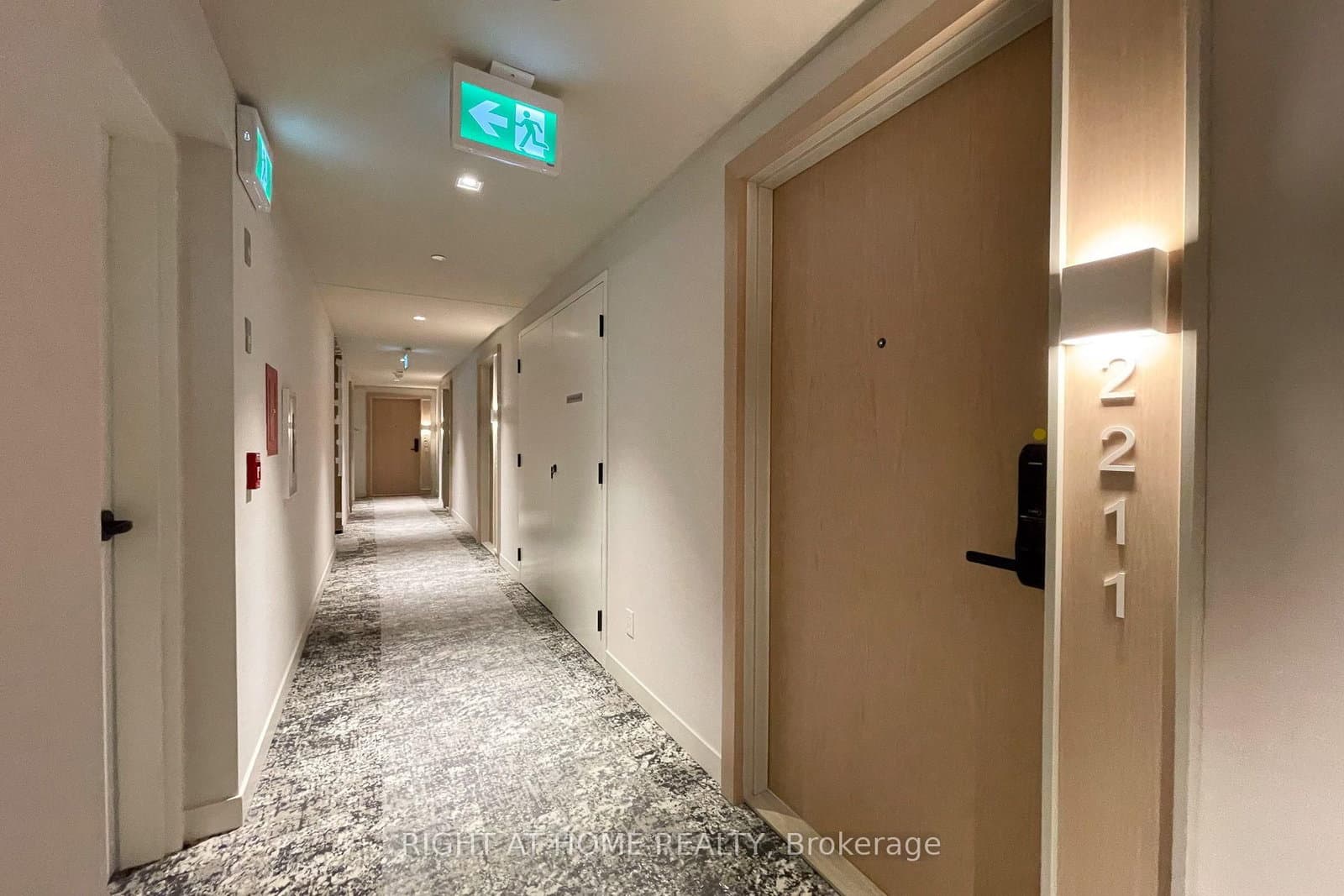 5 DEFRIES Street, Unit 2211 thumbnail 16
