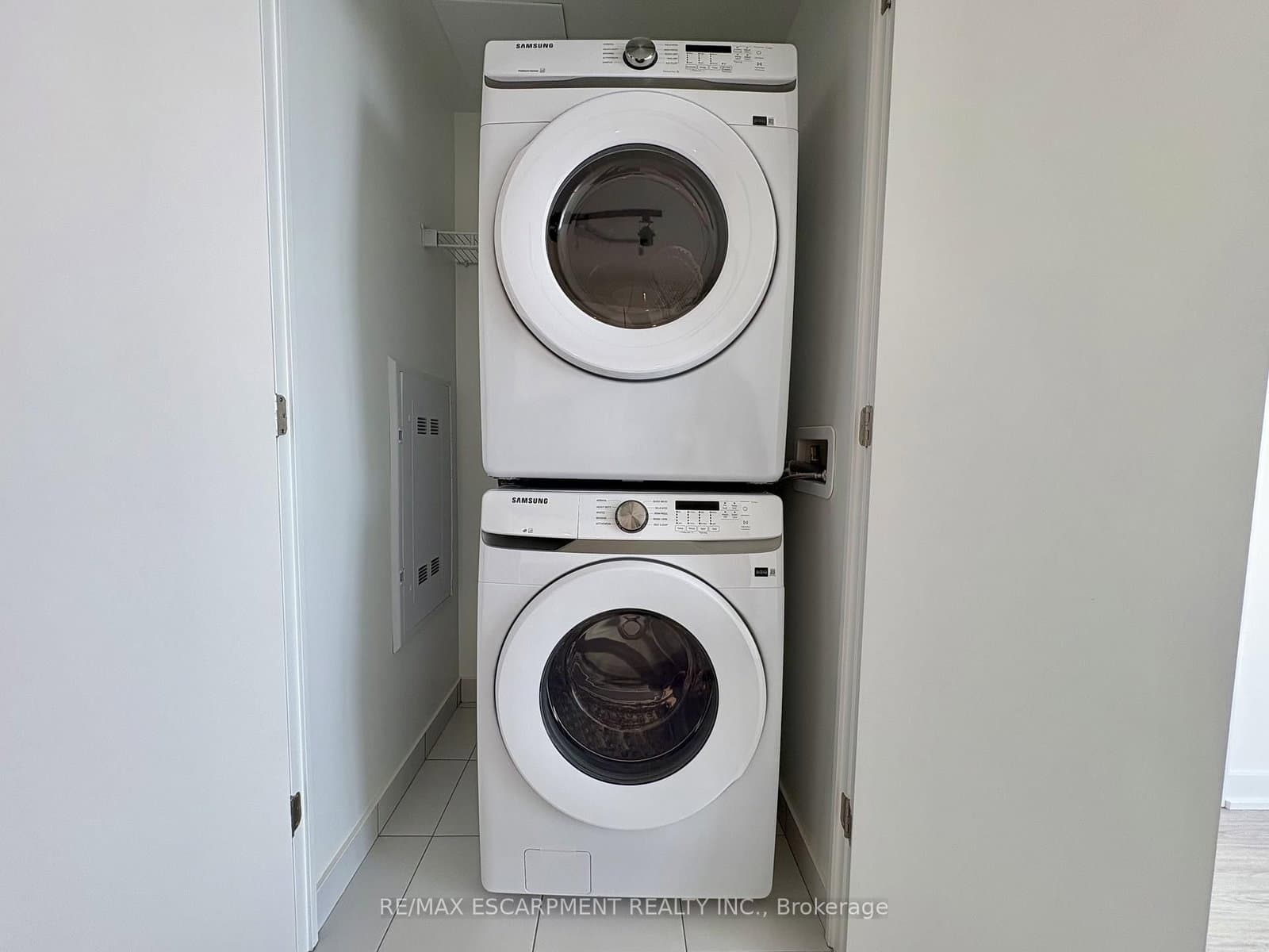284 King Street E, Unit 2703 thumbnail 6
