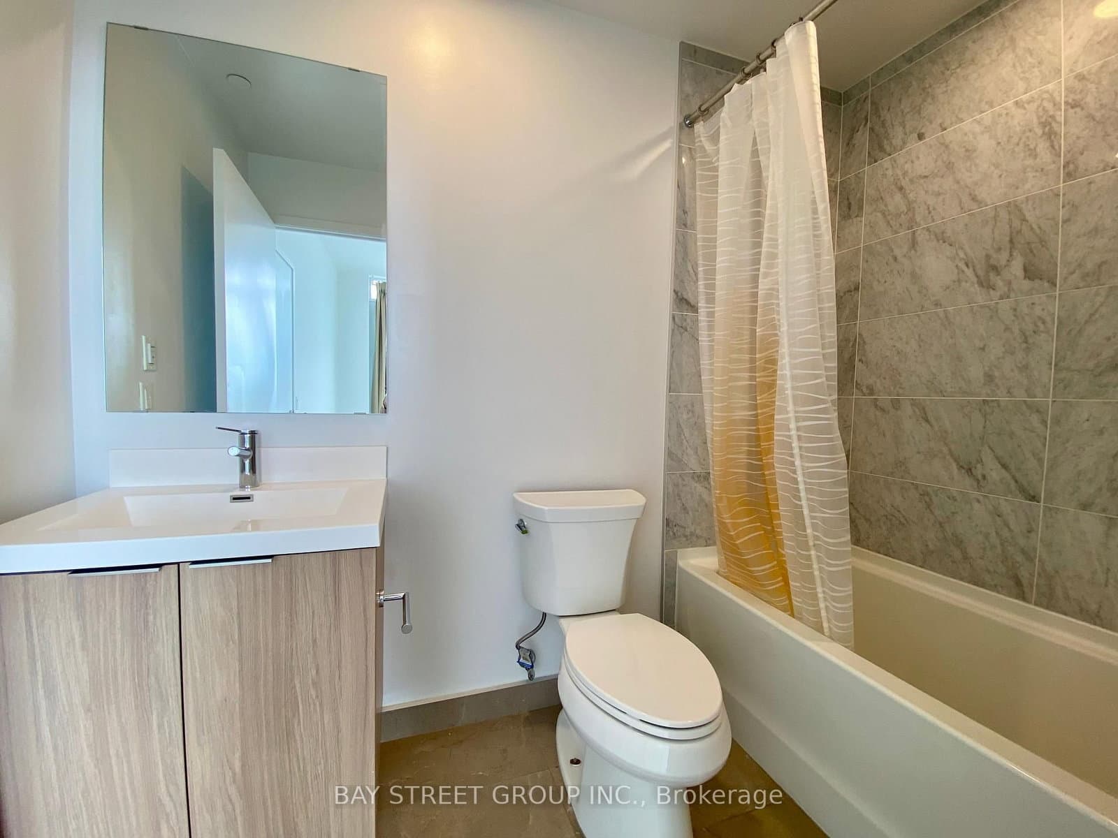 20 O'Neill Road, Unit 1613 thumbnail 19