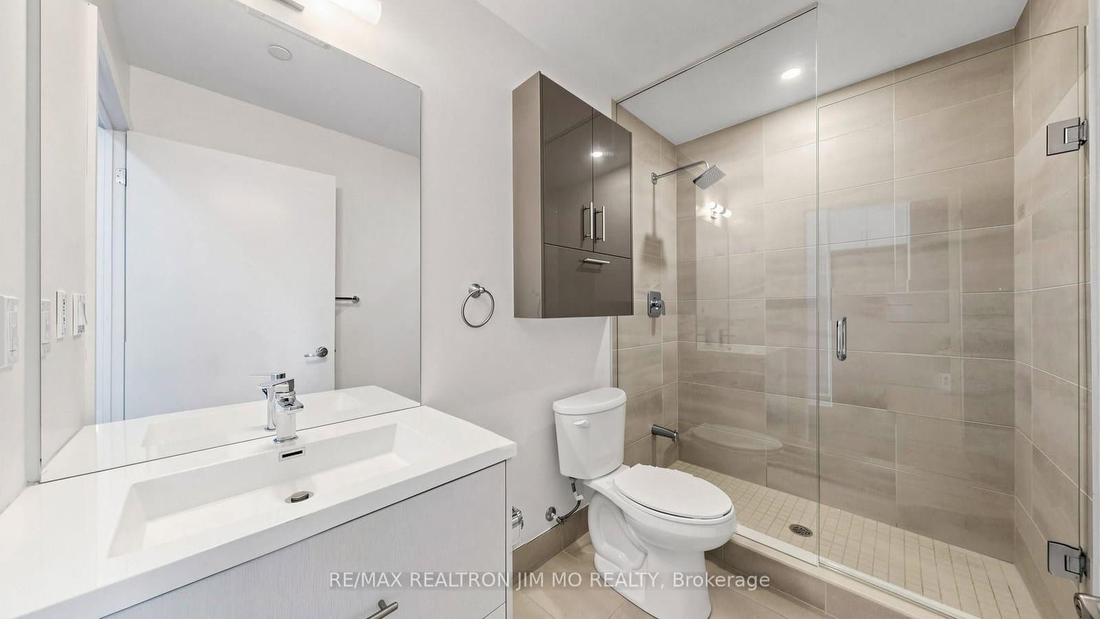 188 Fairview Mall Drive, Unit 522 thumbnail 21