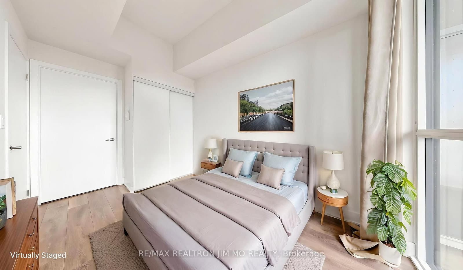188 Fairview Mall Drive, Unit 522 thumbnail 6