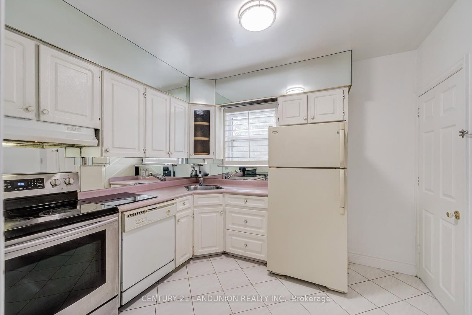 200 Elmhurst Avenue thumbnail 12