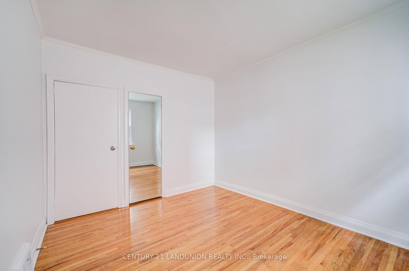 200 Elmhurst Avenue thumbnail 24