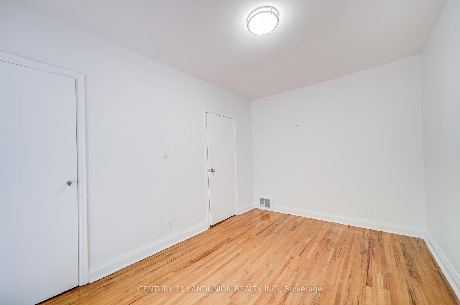 200 Elmhurst Avenue thumbnail 27