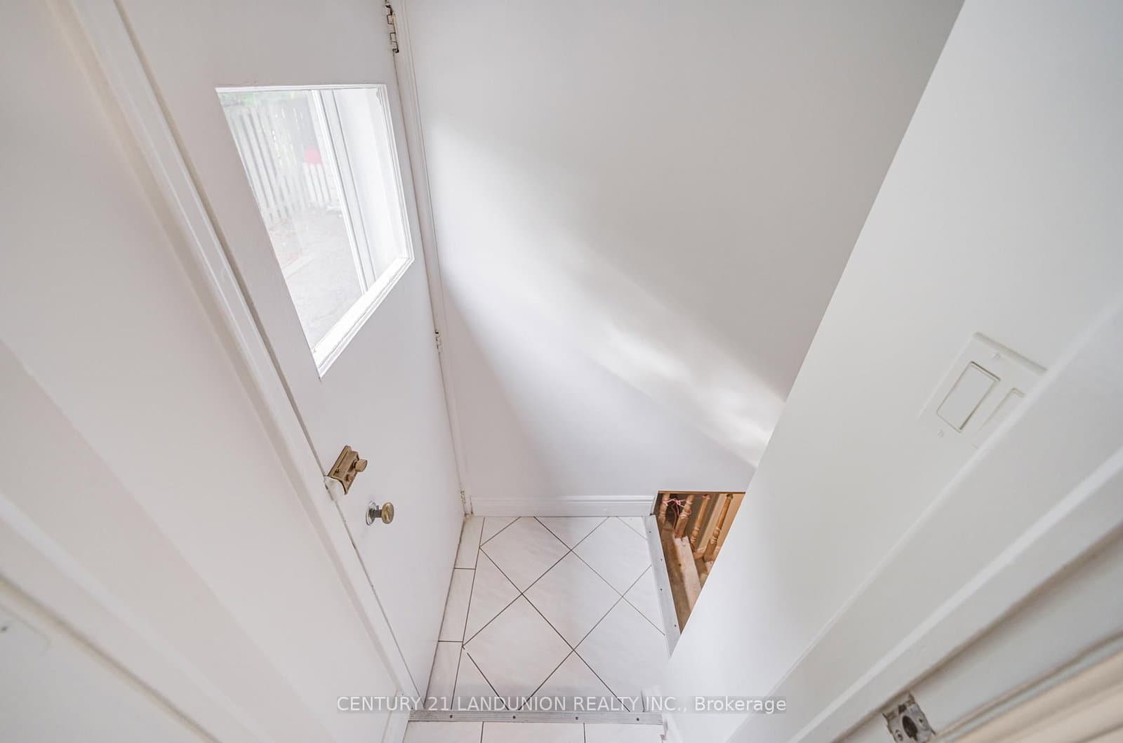 200 Elmhurst Avenue thumbnail 28