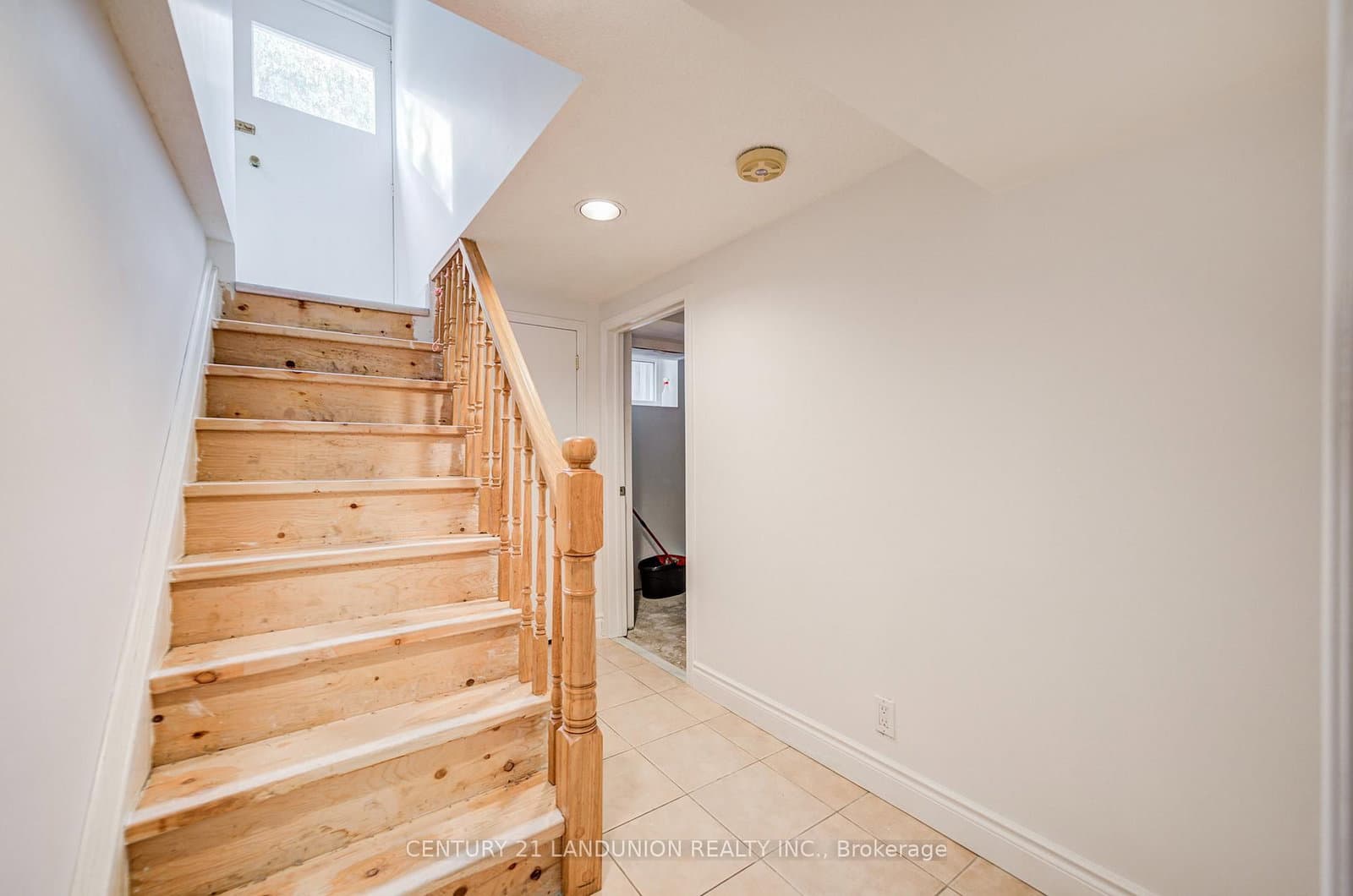 200 Elmhurst Avenue thumbnail 29