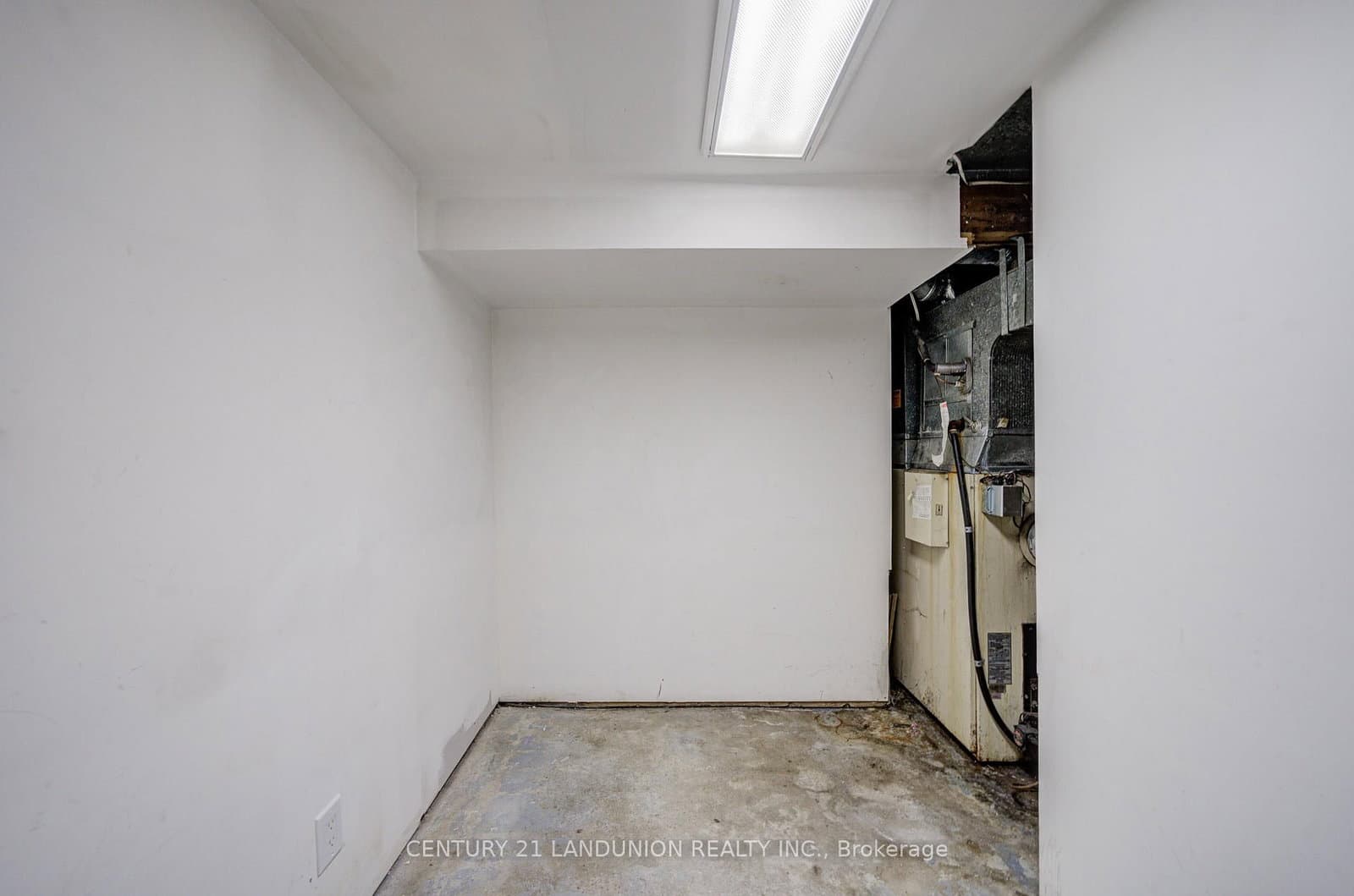 200 Elmhurst Avenue thumbnail 31
