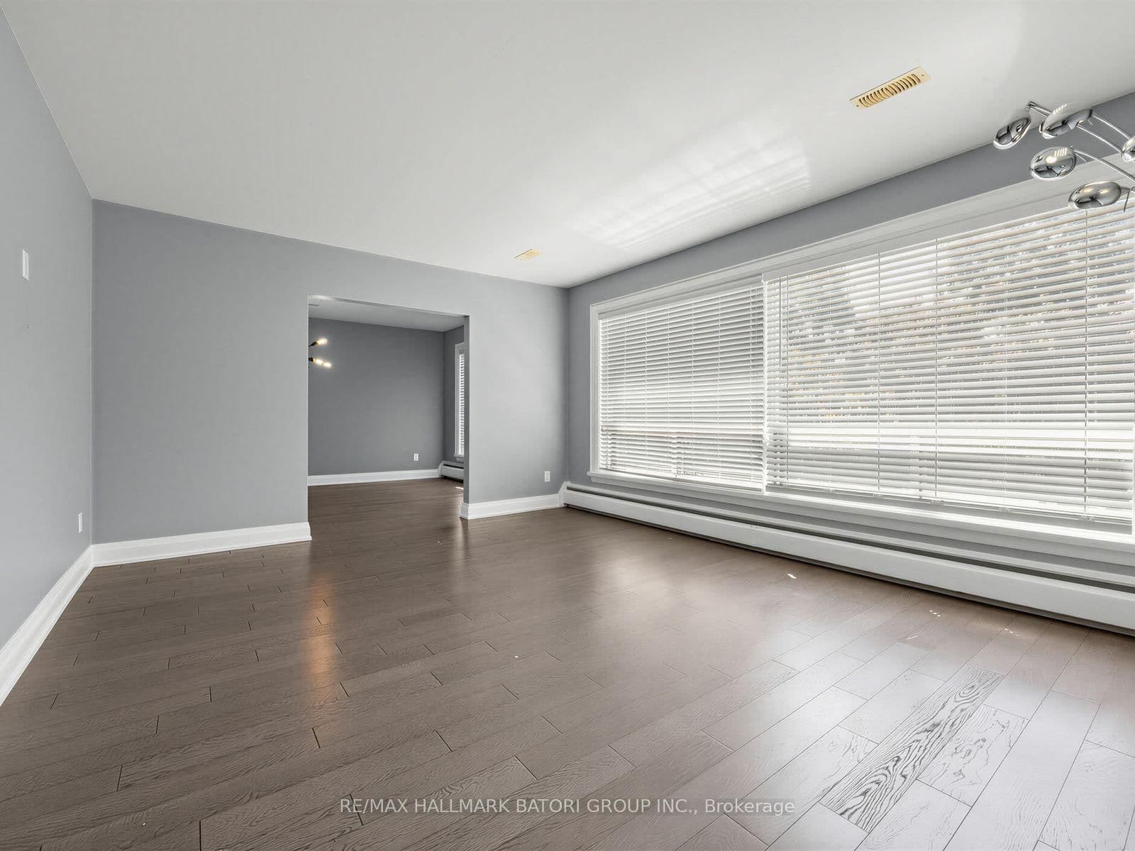 4 Croydon Road, Unit 3 thumbnail 2