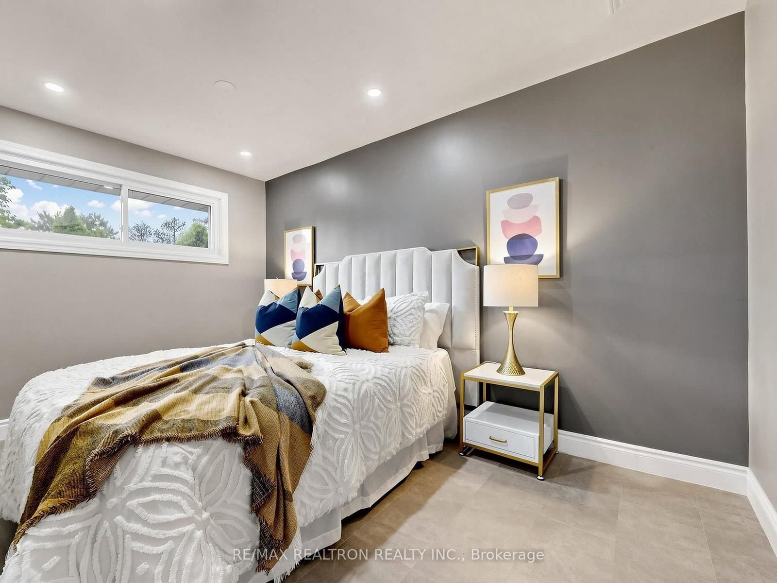 56 Ternhill Crescent thumbnail 20