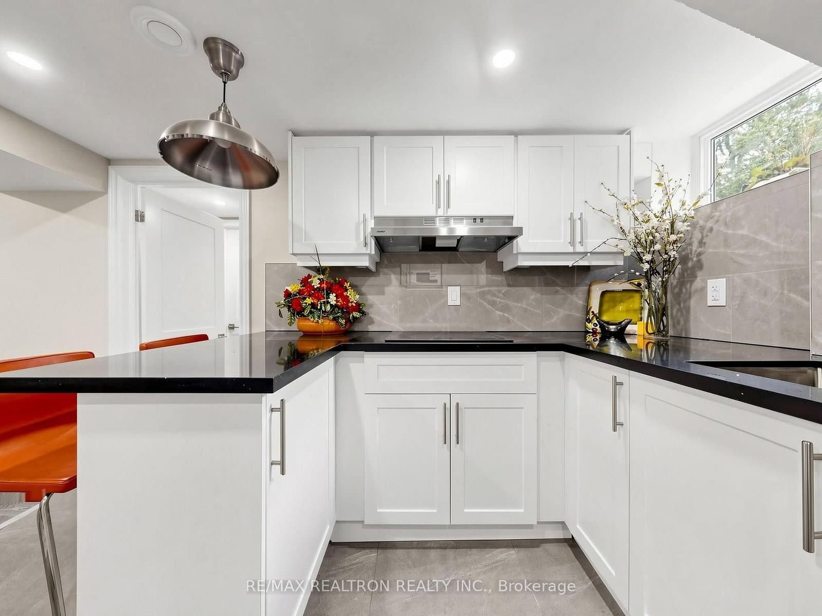 56 Ternhill Crescent thumbnail 31