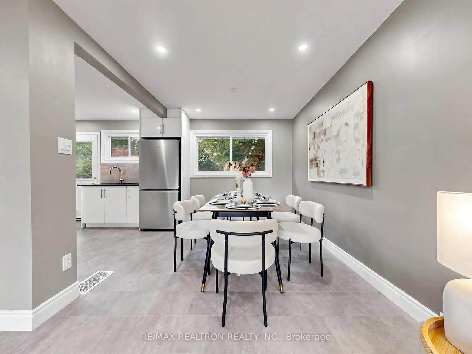 56 Ternhill Crescent thumbnail 9