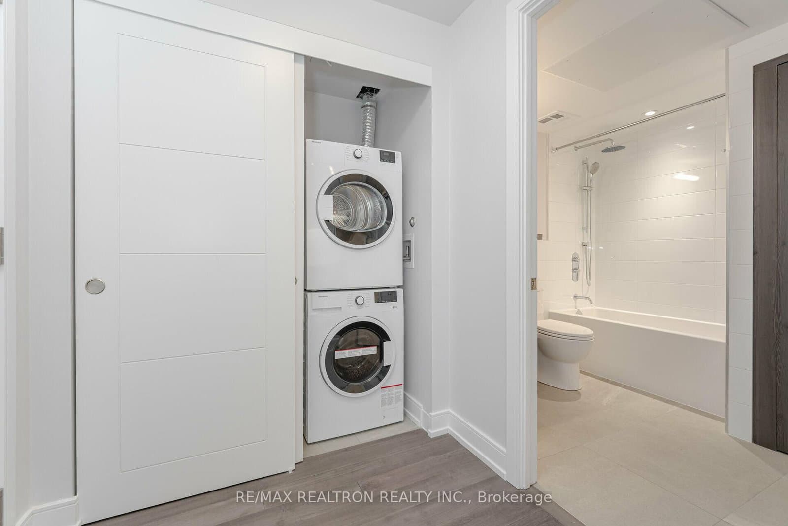 2525 Bathurst Street, Unit 402 thumbnail 11